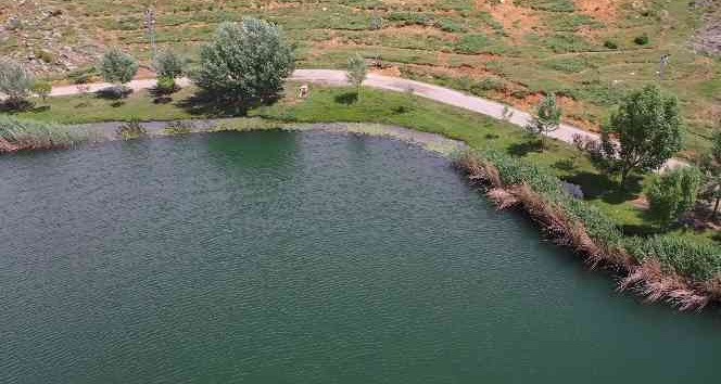 ’Toroslar’ın incileri’ Dipsiz Göl ve Eğrigöl’den bahara muhteşem selamlama