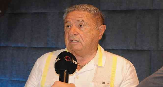 Eski Arjantin Devlet Başkan Eduorde Duhalde: