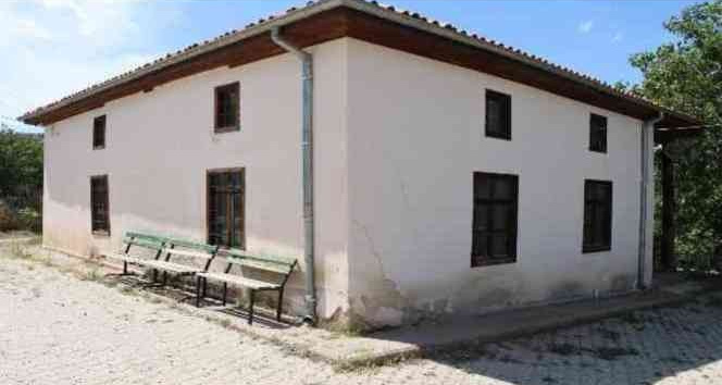 Onarım beklenen cami için yıkım kararı çıktı