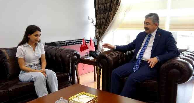 Polise verdiği cevapla milyonların yüreğine dokunan Ayşe konuştu