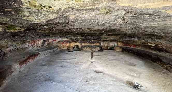 1200 yıllık yeraltı şehri vandalların hedefi haline geldi