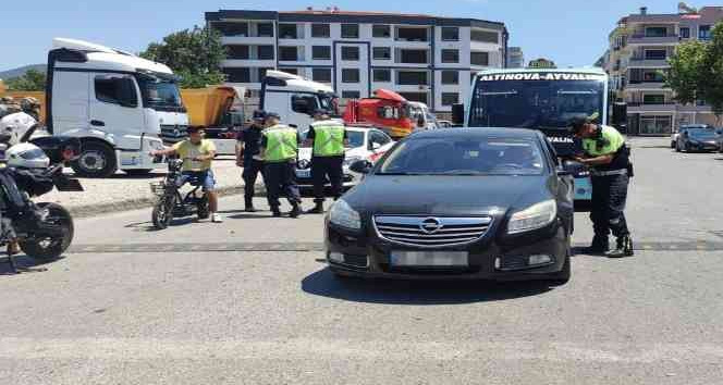 Balıkesir’de jandarmadan asayiş ve uyuşturucu operasyonu