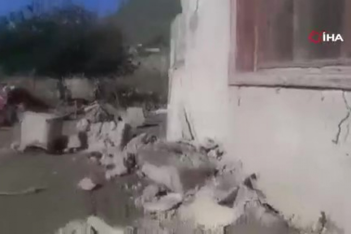 Afganistan’daki depremde can kaybı bine yükseldi