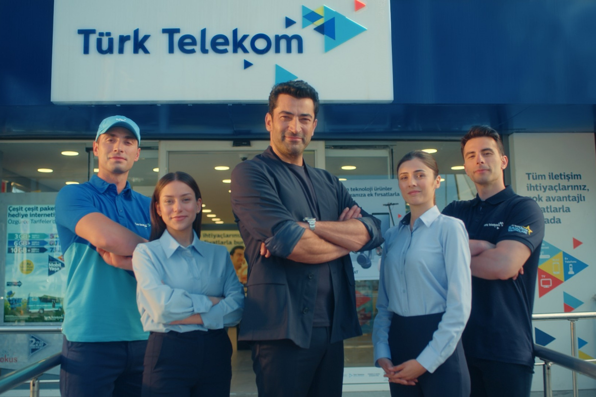 Türk Telekom, Kenan İmirzalıoğlu'nun yer aldığı yeni reklam filmini yayınladı