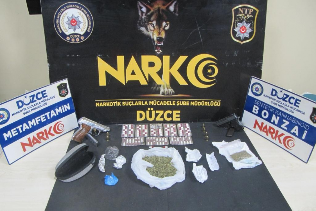 Uyuşturucu madde ticareti yapan 2 kişi tutuklandı