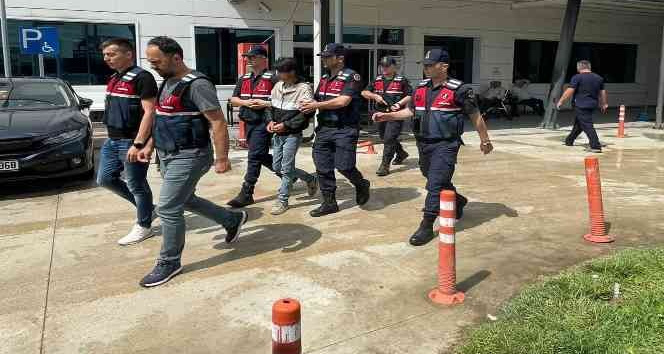 Boyabat’ta babasını tüfekle vurarak öldüren zanlı tutuklandı
