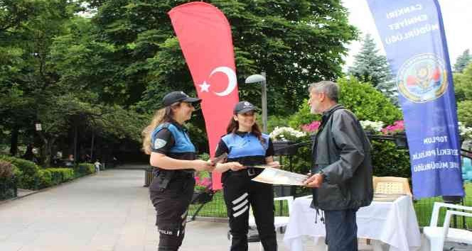 Polis ekipleri vatandaşları orman yangınlarına karşı bilgilendirdi