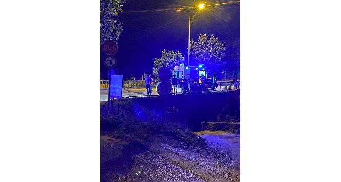 Bursa’da alkollü sürücü demir korkuluklara çarptı: 1 ölü, 1 yaralı