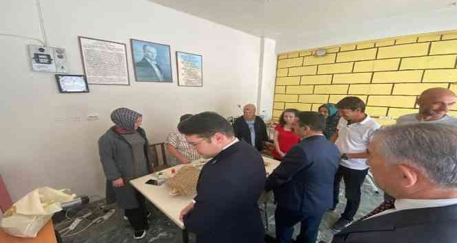 Çanakkale Valisi İlhami Aktaş, Yenice ilçesinin Kalkım beldesini ziyaret etti