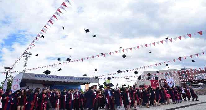 Samsun’da Silah Sanayi Teknikerliği Bölümü ilk mezunlarını verdi