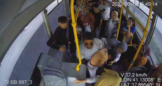 Batman’da belediye otobüsünde panik anları