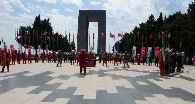 Jandarma Mehteran Takımı Şehitler Abidesi’nde