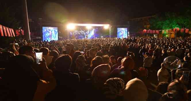 Kahramankazanlılar yaz konserleriyle coştu