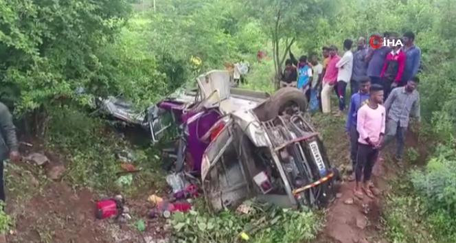 Hindistanda kaza: 7 ölü, 14 yaralı