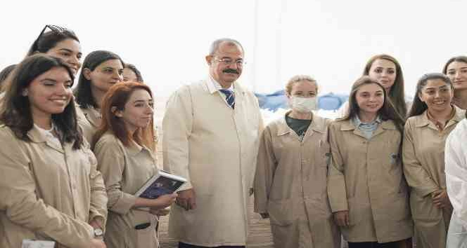 Sanko’nun kadın mühendisleri Konukoğlu ile bir araya geldi