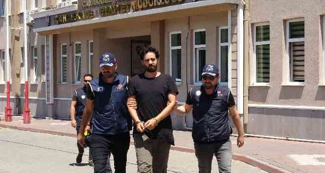 Çanakkale’de gözaltına alınan HDP’li milletvekilinin oğlu adliyeye sevk edildi