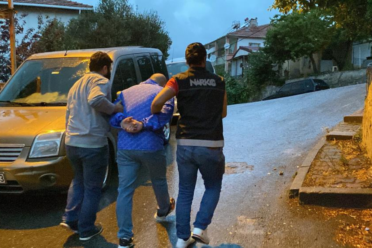 İstanbul’da zehir tacirlerine şafak operasyonu: Çok sayıda gözaltı