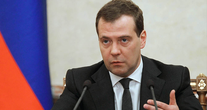 Rusya Eski Devlet Başkanı Medvedev: Kırıma el uzatmak ülkemize karşı bir savaş ilanıdır