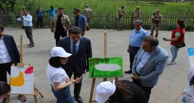Bingöl’de çocuklar resim şenliğinde buluştu