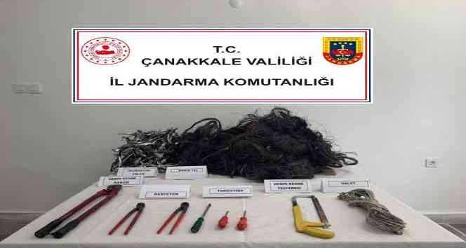 Çanakkale’de 350 bin liralık kablo çalan hırsızlar yakalandı