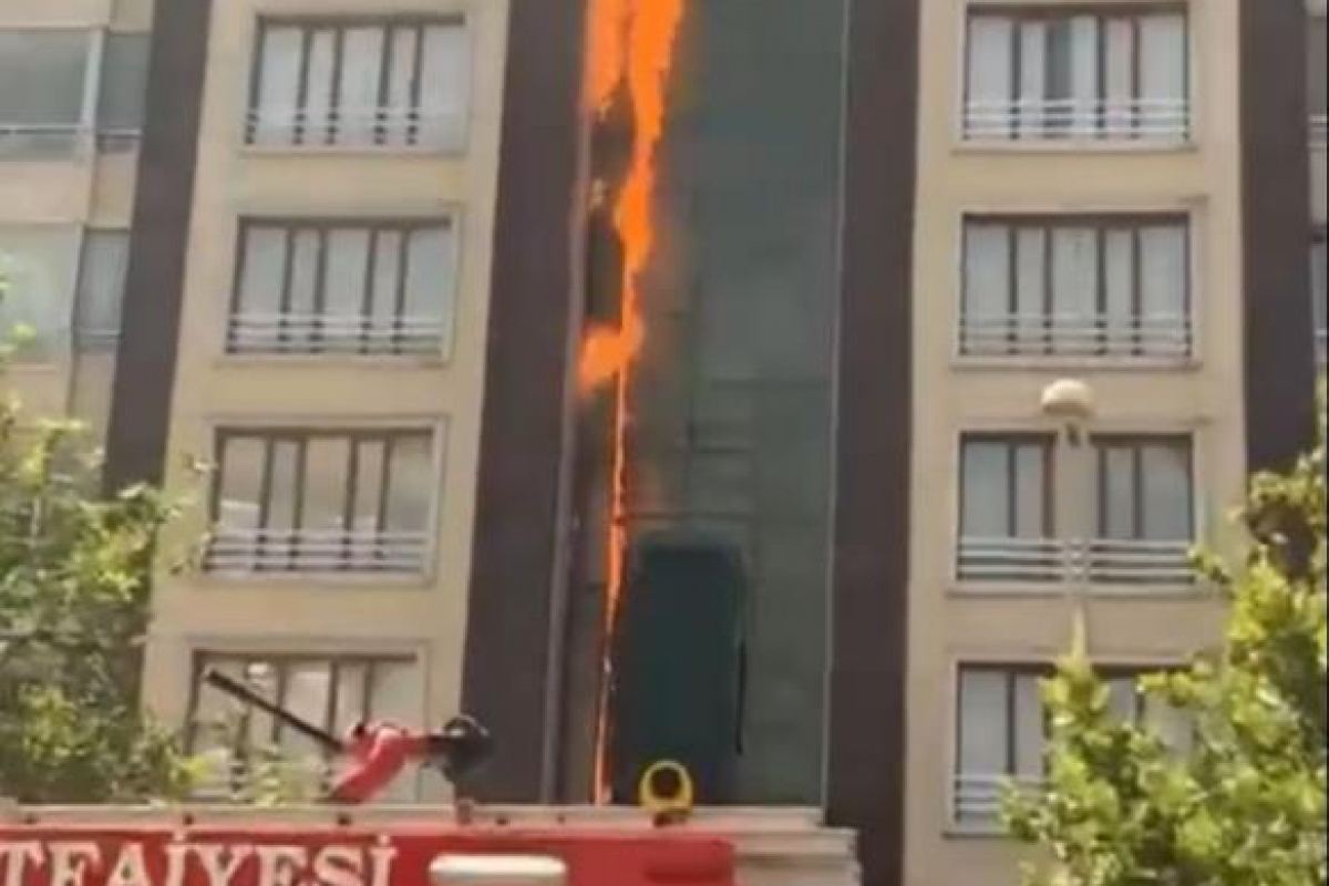 Diyarbakır'da korkutan yangın apartmanı sardı
