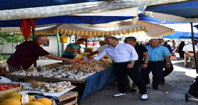 Başkan Oral, pazar esnafıyla buluştu