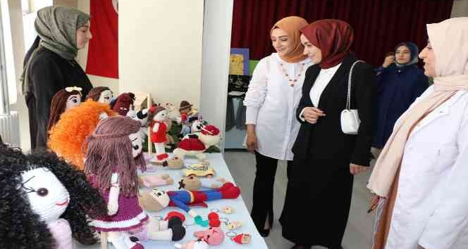 Hizan’da yılsonu sergisi