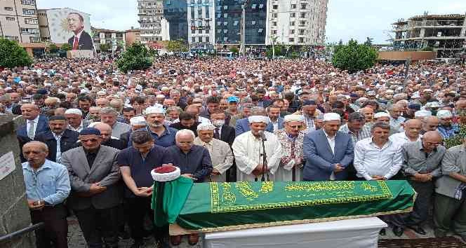 Rize’nin sevilen ismi Necati Hutoğlu doğum gününde son yolculuğuna uğurlandı
