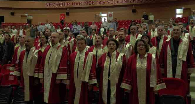 NEVÜ akademik yılı tamamladı