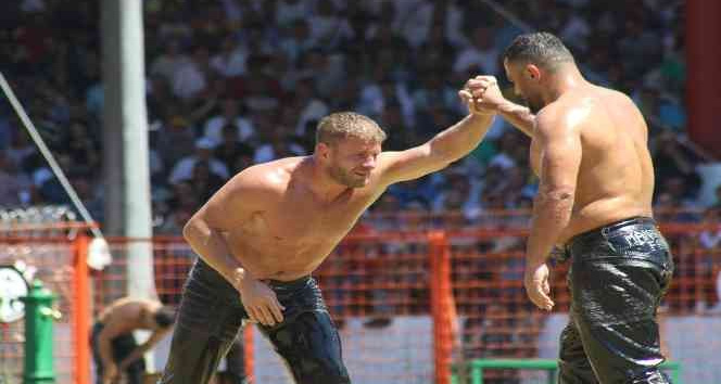 Kırkpınar’da bir erken final daha, Fatih Atlı yarı finali göremedi