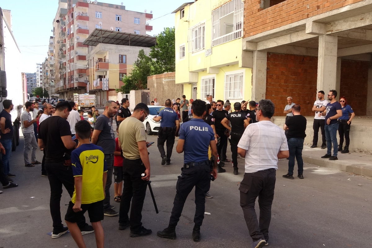 Diyarbakır'da akrabalar arası taşlı sopalı kavga: 3 yaralı