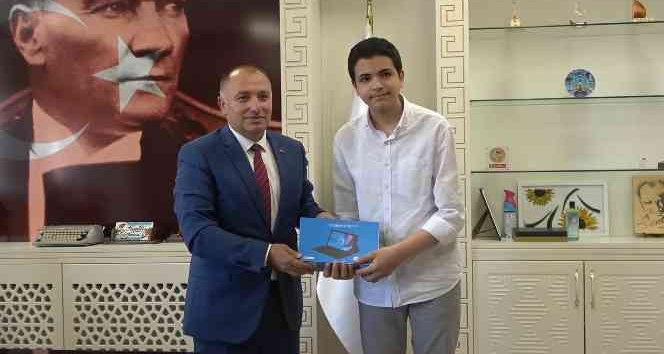 Dershaneye gitmeden planlı çalıştı, LGS Türkiye birincisi oldu