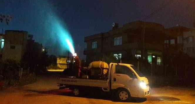 Kadirli’de gece gündüz haşereyle mücadele