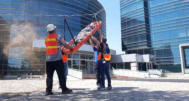 Gerçeği aratmayan tatbikat nefes kesti
