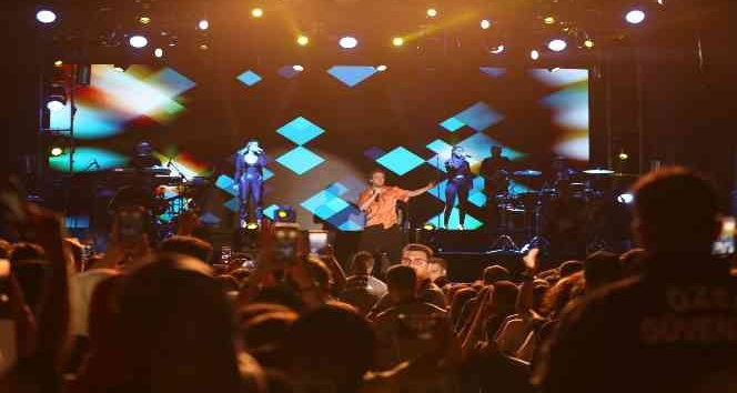 Murat Dalkılıç, Kocaeli’lere unutulmaz bir gece yaşattı