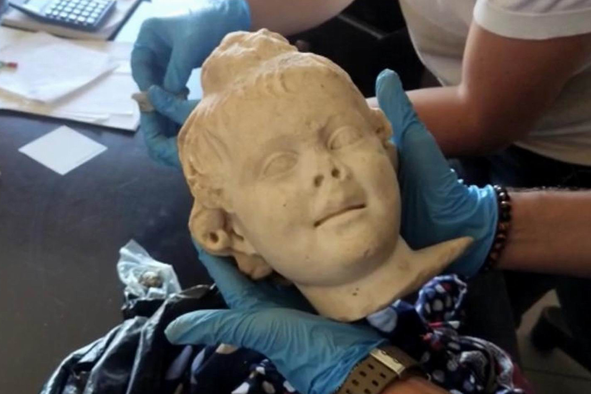 Konya'da Roma Dönemi'ne ait heykel ele geçirildi