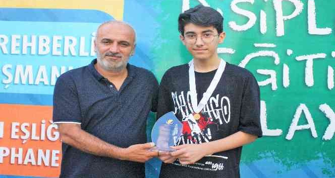 LGS Türkiye birincisi tam altınla ödüllendirildi