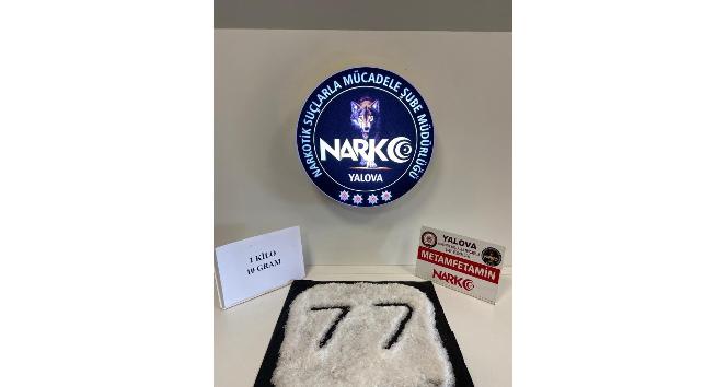 Yalova’da korsan takside 1 kilo metamfetamin ele geçirildi