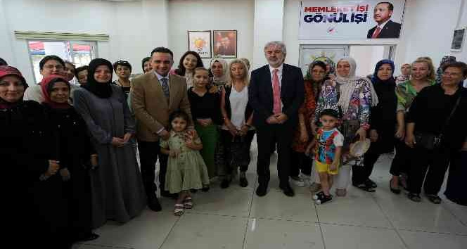 AK Parti Manisa İl Teşkilatı bayramlaşma töreninde buluştu