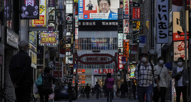 Japonya, eski Başbakan Abe suikastının gölgesinde sandığa gitti