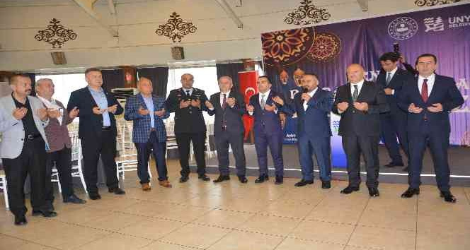 Ünye’de bayramlaşma töreni