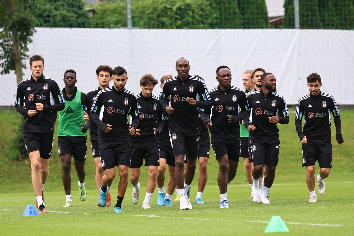 Beşiktaş, yeni sezon hazırlıklarına devam ediyor