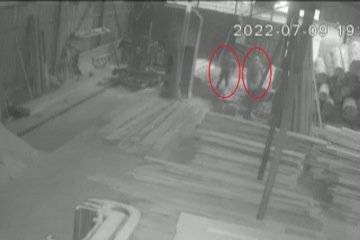 Bayram sakinliğini fırsat bildiler, 80 bin liralık malzeme çaldılar