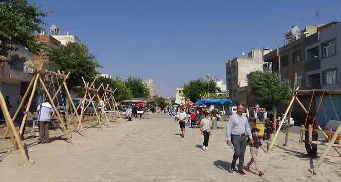 Kilis’te çocuklar ’Bayram Yeri’nde gönüllerince eğleniyor