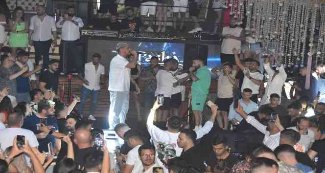 Heijan ve Muti bayramda unutulmaz bir gece yaşattı