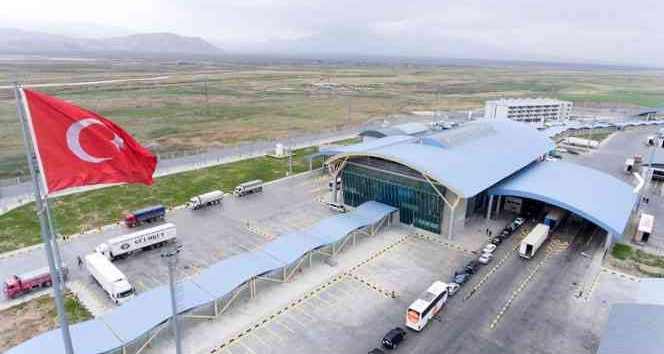 Nahçıvan Özerk Cumhuriyeti sınır kapısını kapattı