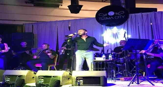 Rober Hatemo, Yalova’da Terma City’de sahne aldı