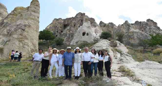 Meksikalı çift 50. evlilik yıldönümünü Kapadokya gezisiyle kutladı