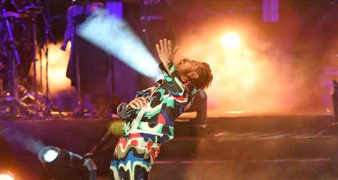 Bodrum’da Kenan Doğulu kuyruğu