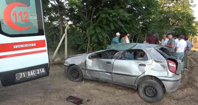 Takla atan otomobil hurdaya döndü: 5 yaralı